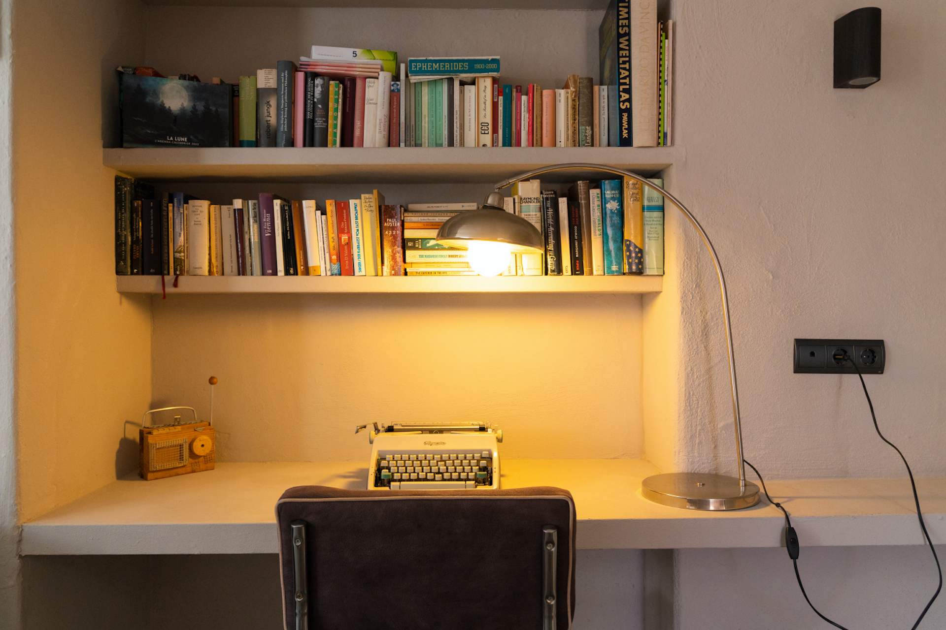 Resa estates Ibiza finca te koop st Rafael sea view sale desk.jpg